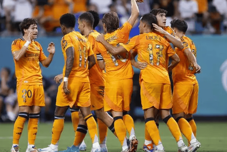 关于欧超杯冲刺阶段再迎强敌，上海申花造点机会，主帅态度——球迷炸锅，资深球员宣示担当的信息