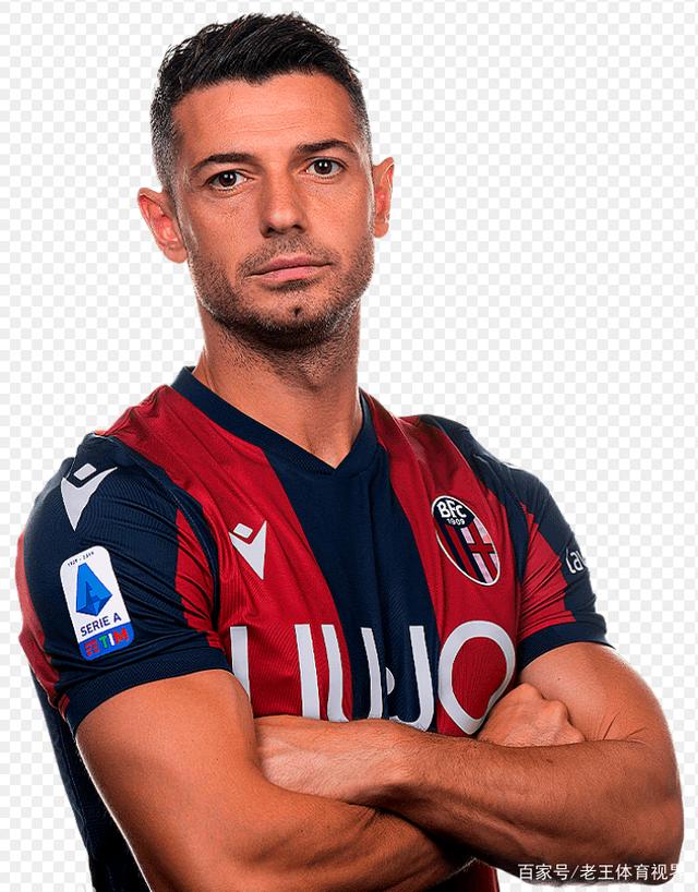 赛前突围战来临，洛杉矶湖人围绕中超迎来里程碑，话题不断，球探报告显示潜力(在激烈竞争中突围)